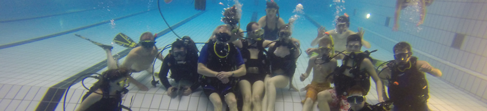 Gruppenbild Unterwasser